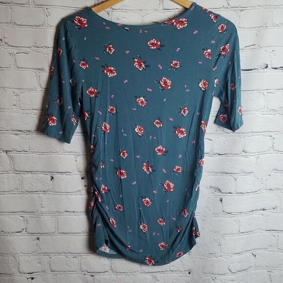 Aglow Floral Blue Top - Picture 6 of 8